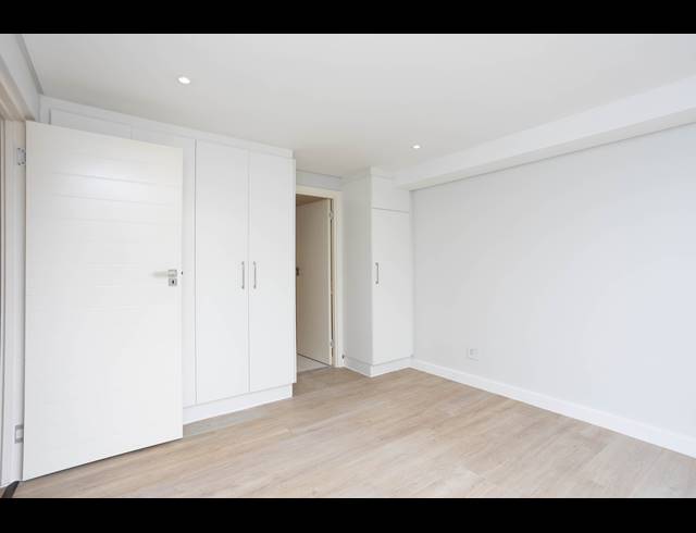 2 BEDROOM APARTMENT FOR SALE IN CLAREMONT UPPER
